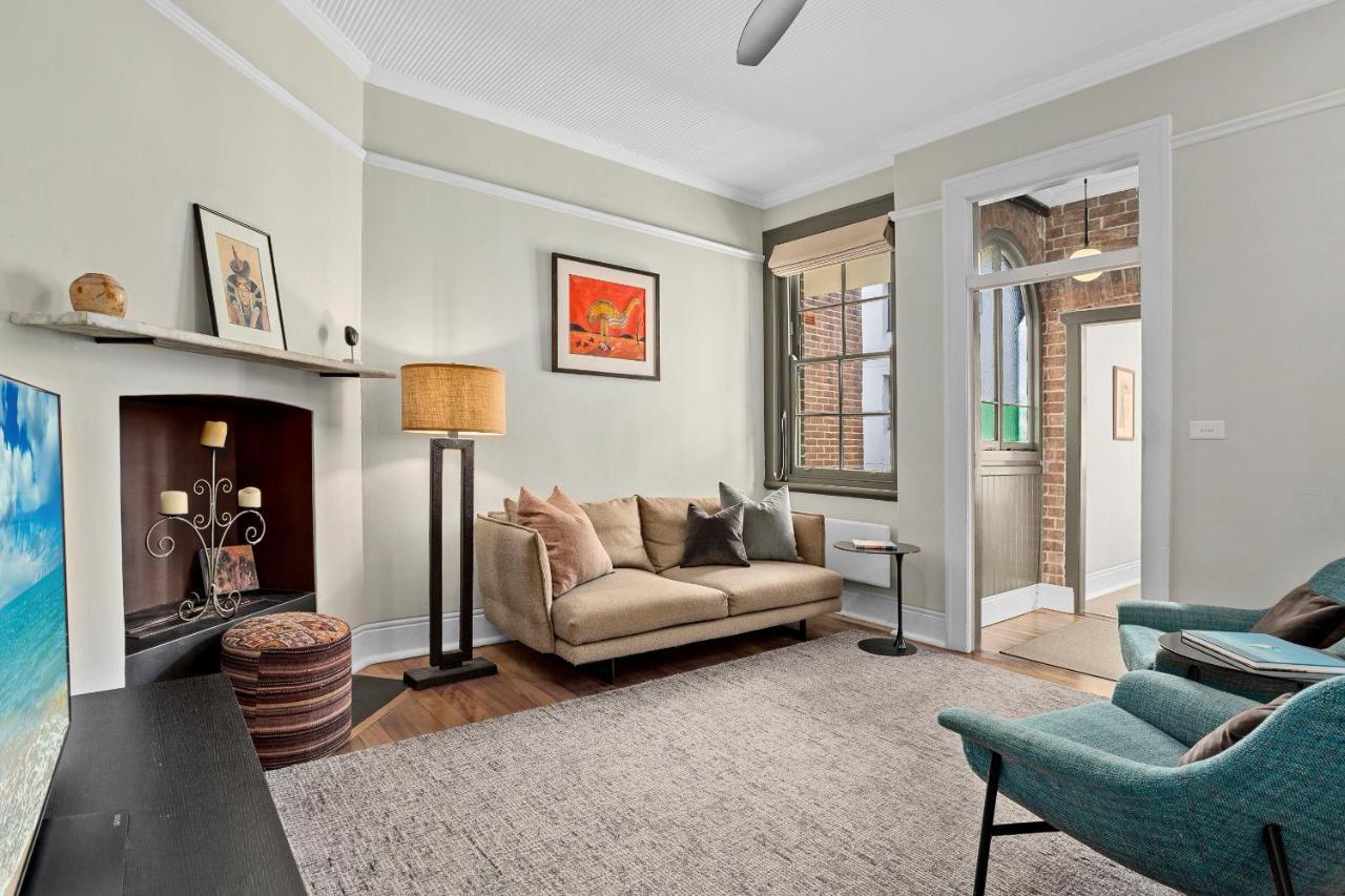 Discover The Rocks - Historical Terrace House Sydney Exterior photo